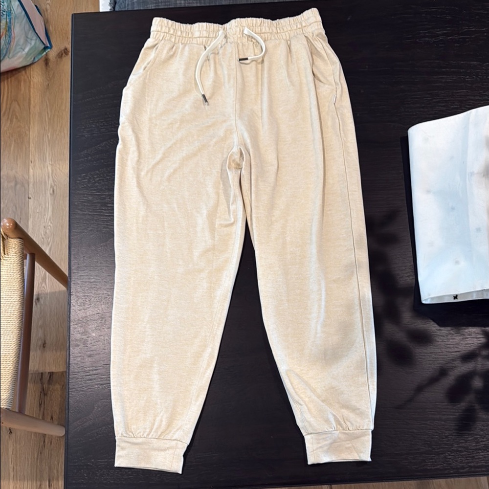 FEAT Cream Jogger Sweatpants